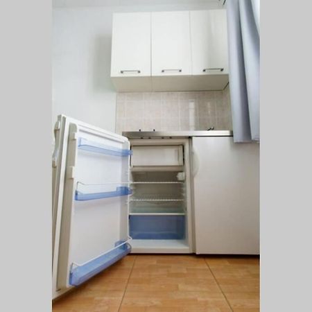 Lovely Studio Apartment For 2 Free Private Parking Makarska Exterior photo